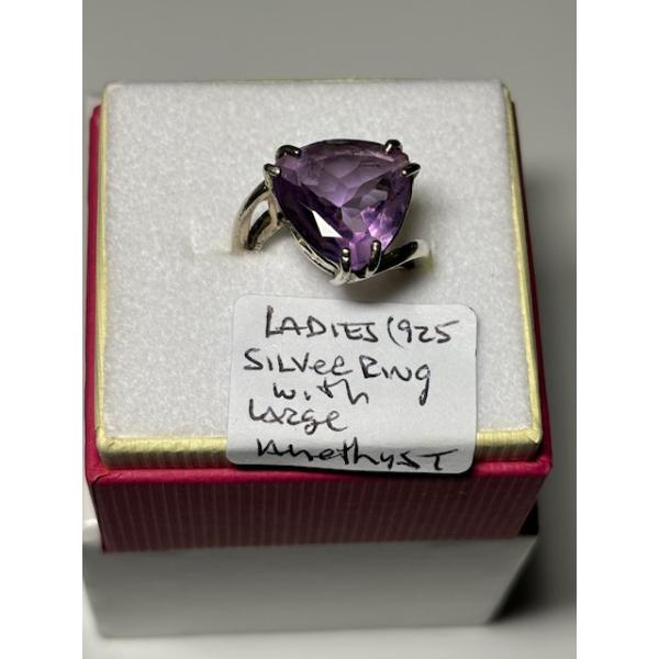 LADIES .925 SILVER RING W/LG. AMETHYST, SZ 4 1/4