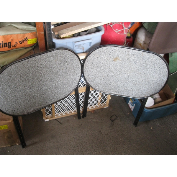2 SM. FOLDING TABLES & A PET GATE
