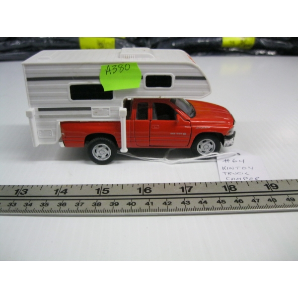 TRUCK CAMPER