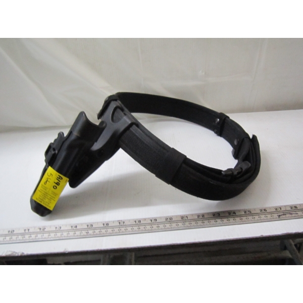 BELT W/PISTOL HOLSTER