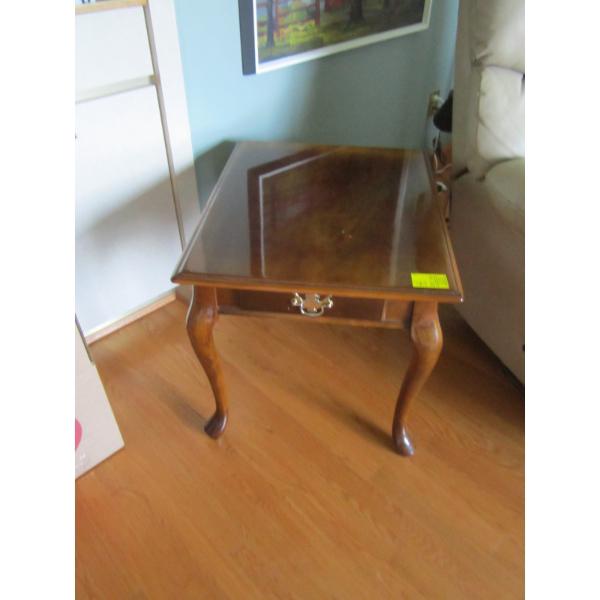 SINGLE DRAWER END TABLE