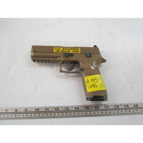 CO2 30 ROUND MAGAZINE PELLET PISTOL