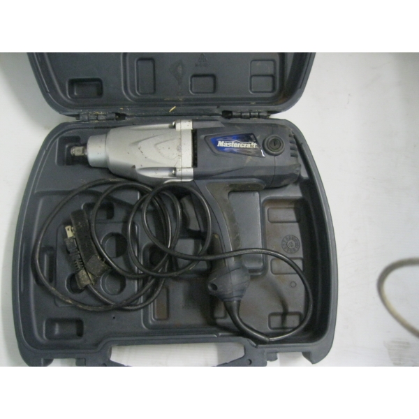 MASTERCRAFT IMPACT WRENCH IN CASE