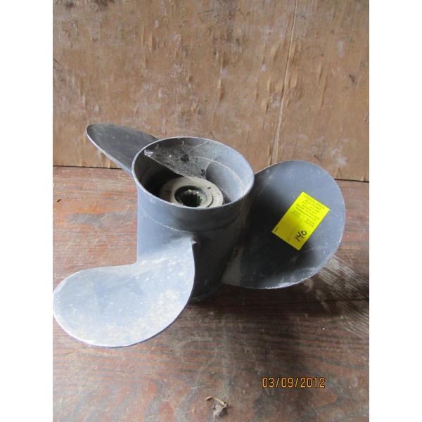 MERC PROPELLOR - 17" PITCH