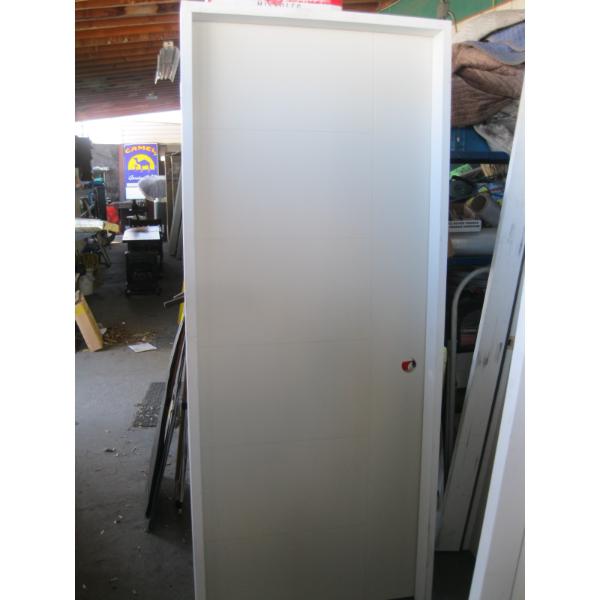 32" X 80" LEFT HAND INTERIOR DOOR W/FRAME