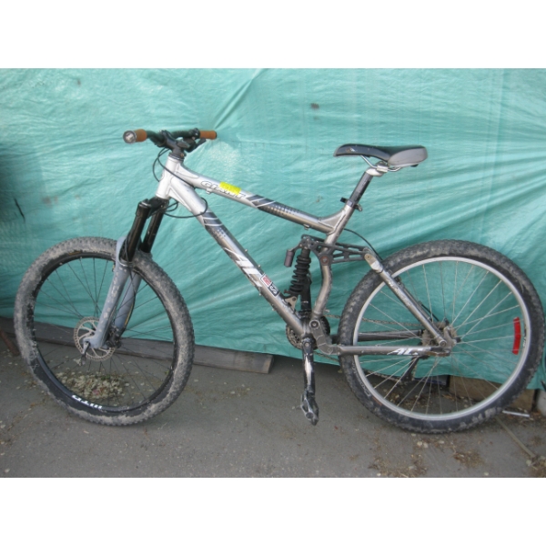 GIANT ROCK SHOCKS MTN. BIKE