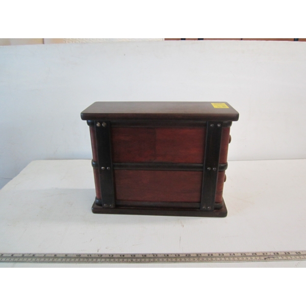 2 DRAWER SEWING CABINET