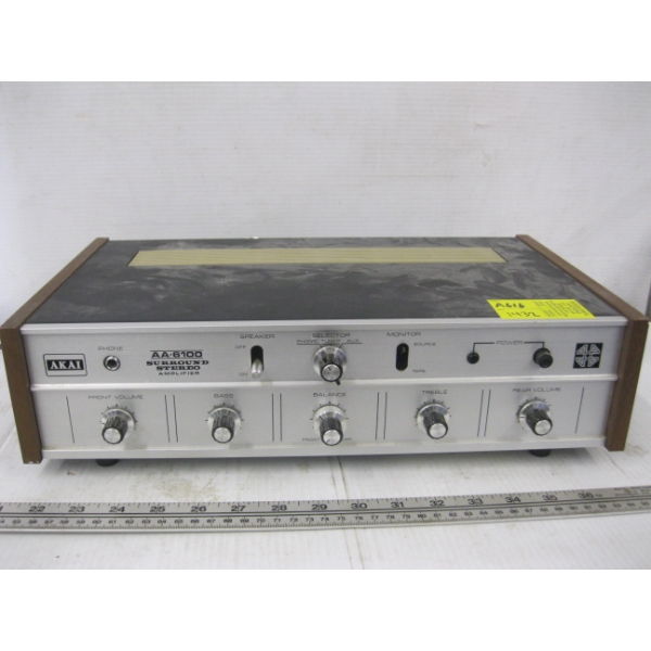 AKAI SURROUND STEREO AMPLIFIER