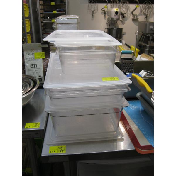 5 HARD PLASTIC CAMBRO BINS W/LIDS - ASST. SIZES