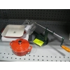 Image 1 : 2 SM. DISHES & APPLE PEELER/CORER