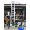 Image 1 : 24' ALUMINUM EXTENSION LADDER