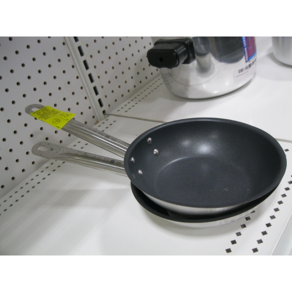 2 - 7" FRY PANS