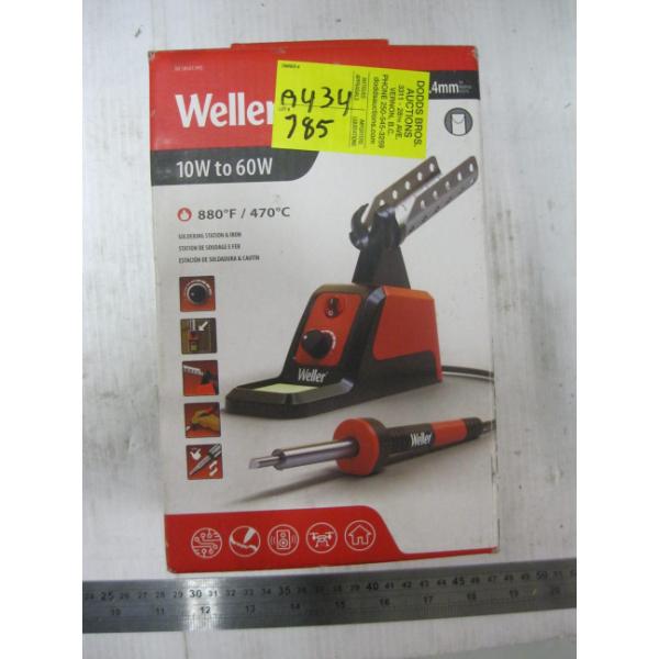 WELLER SOLDERING IRON W/STAND