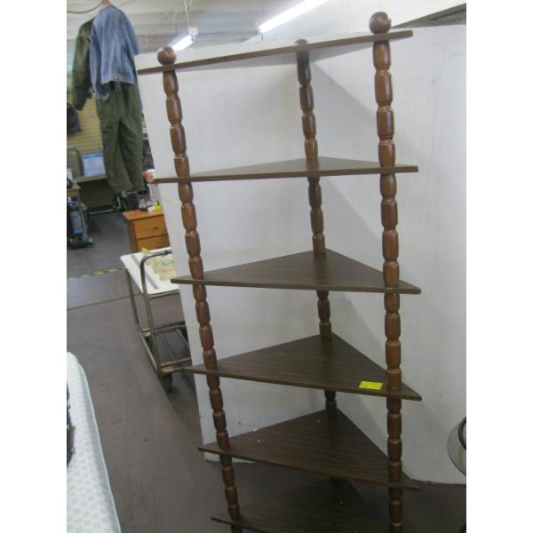 CORNER SHELF UNIT