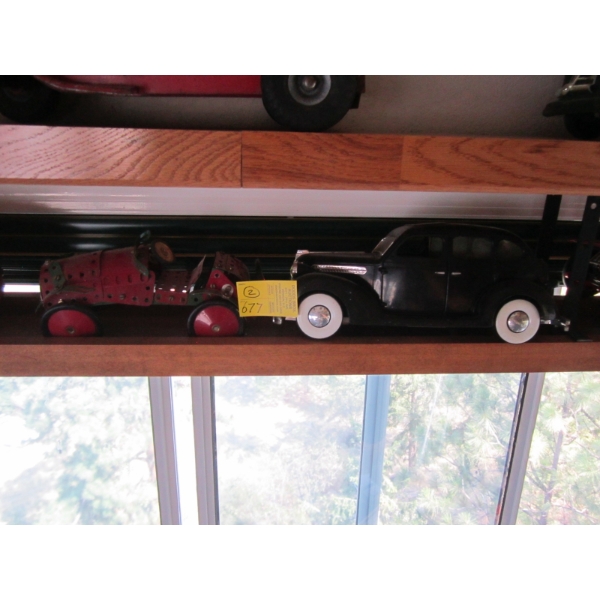 2 CARS - 1 PLASTIC, 1 METAL