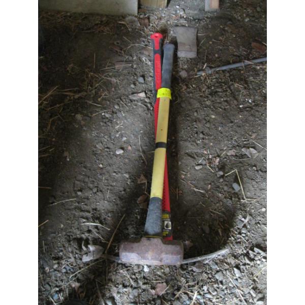 SLEDGEHAMMER, GRUB HOE & AXE HEAD