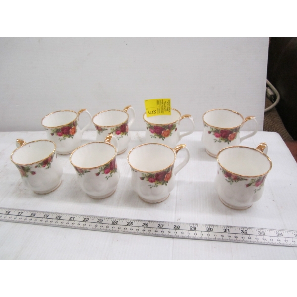 8 ROYAL ALBERT OLD COUNTRY ROSE MUGS 