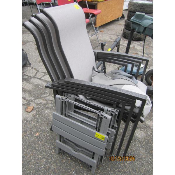 4 PATIO CHAIRS & 2 FOLDING PATIO TABLES