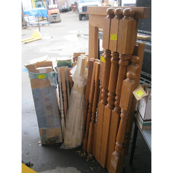 LG. LOT OF OAK SPINDLES - LG & SM & MISC. ITEMS