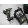 Image 3 : MAKITA CORDLESS IMPACT GUN W/2 CHARGERS & BAG