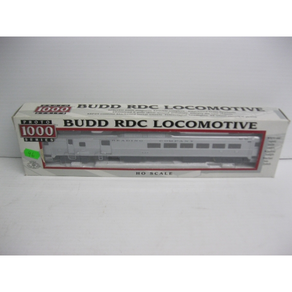 HO SCALE PROTO 1000 SERIES PASSENGER LOCOMOTIVE