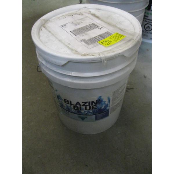 PAIL OF BLAZIN BLUE EXTRACTION DETERGENT