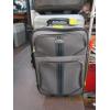 Image 3 : 2 SUITCASES & 1 CARRY ON LUGGAGE