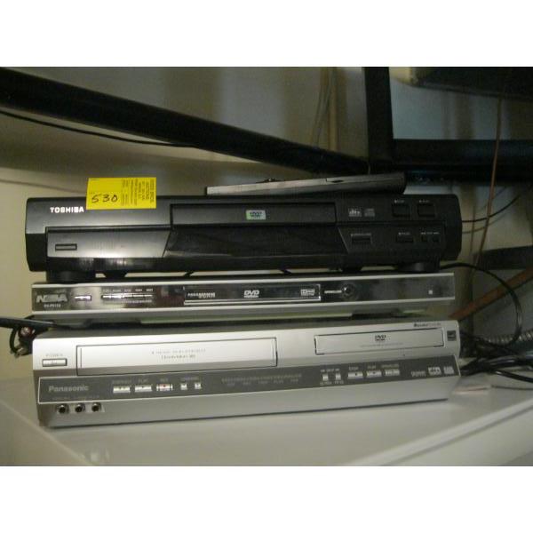 2 DVD PLAYERS & A DVD VCR