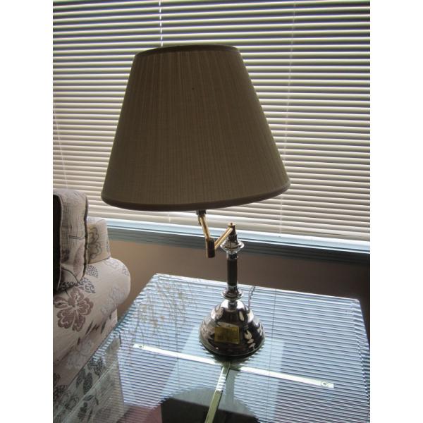BRASS TABLE LAMP