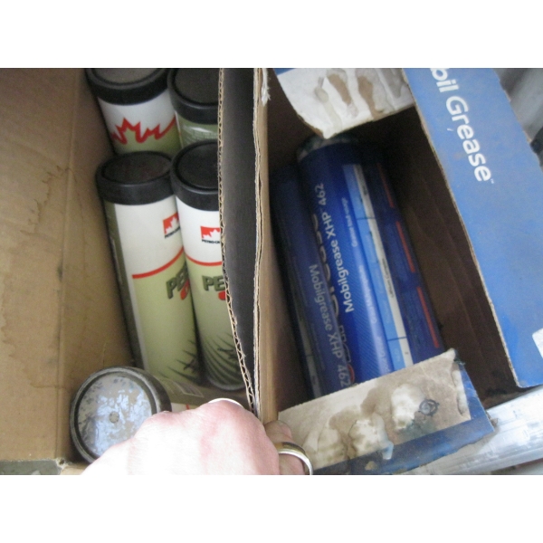 2 PART BOXES OF GREASE - 5 IN ONE BOX / 5 IN OTHER