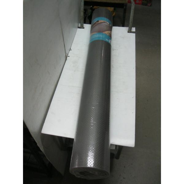 ROLL OF COMFORT FOAM FLOOR MAT