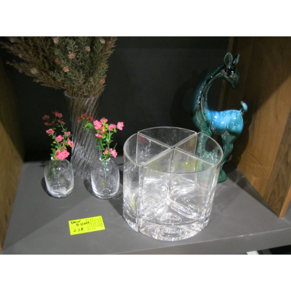 6 PIECES OF DÉCOR