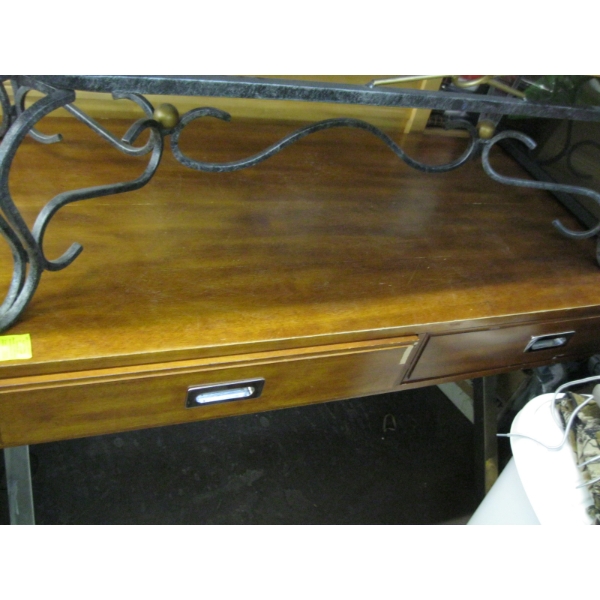 2 DRAWER WOODEN DESK