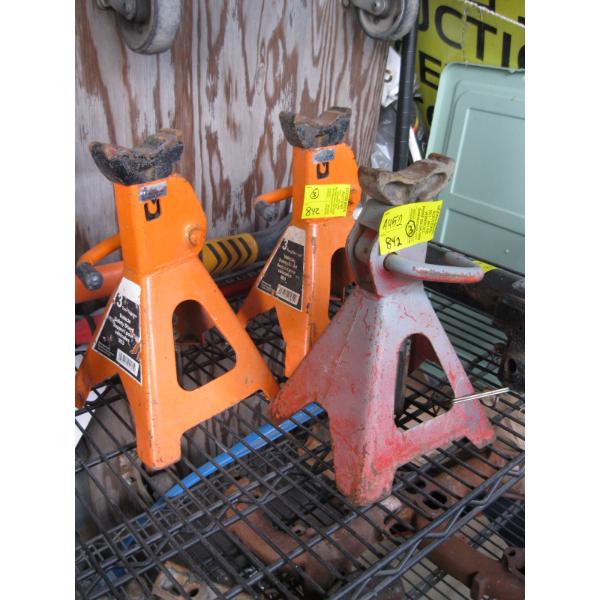 3 AXLE STANDS