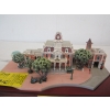 Image 3 : DISNEYLAND "MAIN STREET USA" OLSZEWSKI MODEL: CITY HALL & FIRE STATION