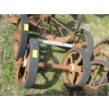 Image 2 : 2 AXLES W/WHEELS - SPOKED W/RUBBER