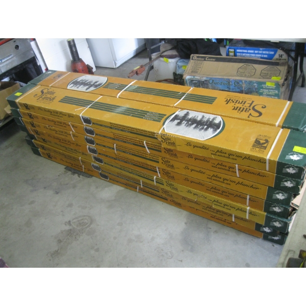 HARDWOOD FLOORING - RED OAK - APPROX. 14 BOXES @ 20SFT/BOX