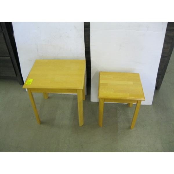 2 PIECE NESTING TABLE SET