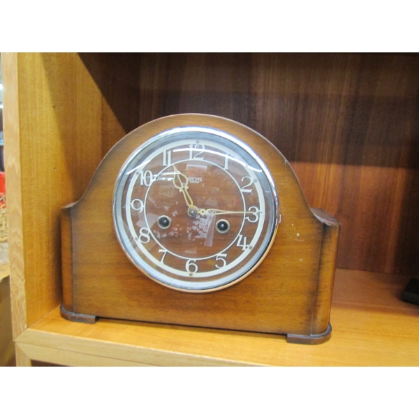 SMITHS WOOD CASED MANTLE CLOCK - NOT WORKING