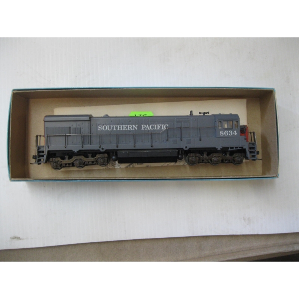 SOUTHERN PACIFIC LOCOMOTIVE