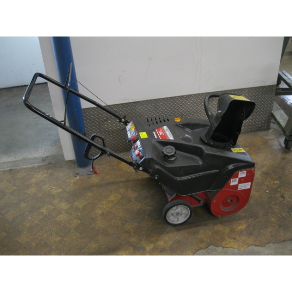 21" YARD MACHINES ELECTRIC START SNOW BLOWER