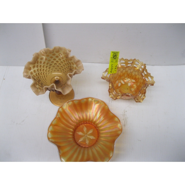 3 PIECES OF CARNIVAL GLASS