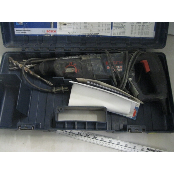 BOSCH BULLDOG EXTREME HAMMER DRILL IN CASE