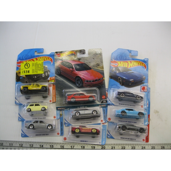 9 HOT WHEELS CARDS
