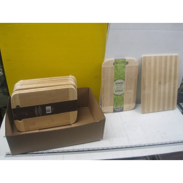 FLAT OF NEW WOOD CUTTING BOARDS