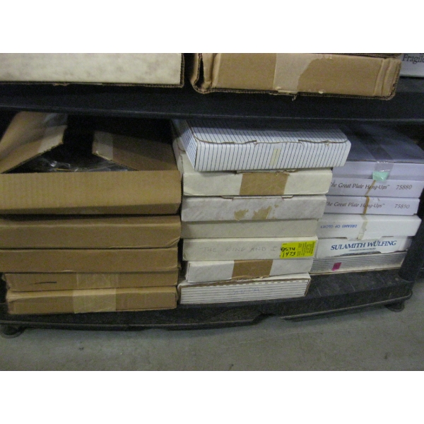 LG. LOT OF ASST. COLLECTOR PLATES