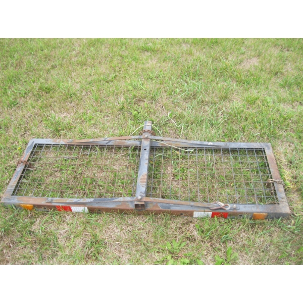 REAR RECEIVER HITCH STORAGE TRAY