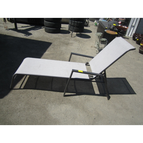 PATIO LOUNGER