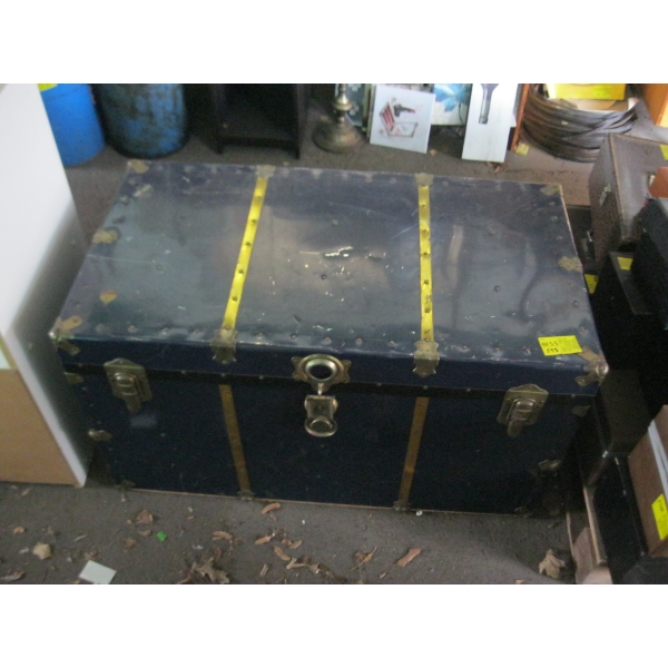 METAL BOUND TRUNK