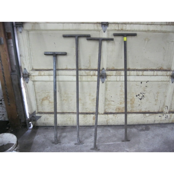 4 T HANDLES